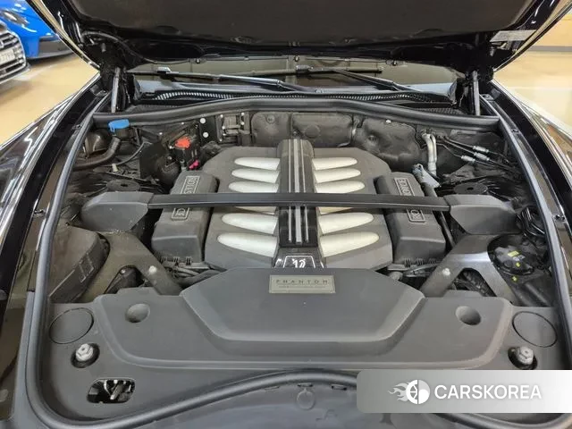 Rolls-Royce Phantom id 3139567 из Кореи 16