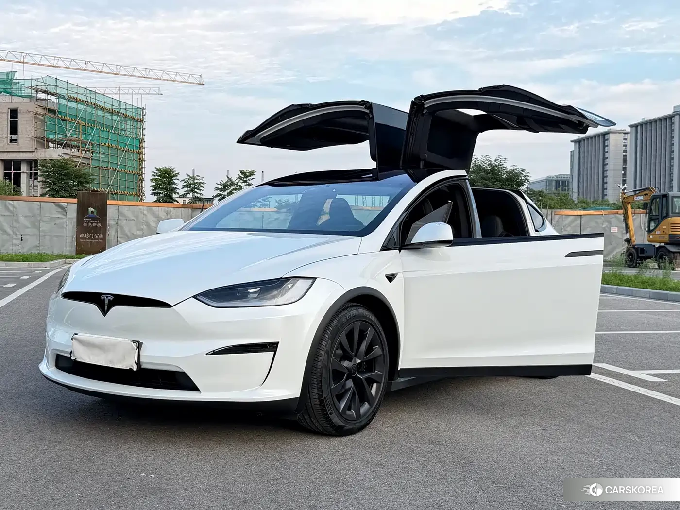 Tesla Model X id 4545634 из Китая 29