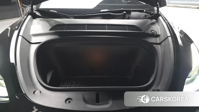 Tesla Model Y id 3711662 из Кореи 16