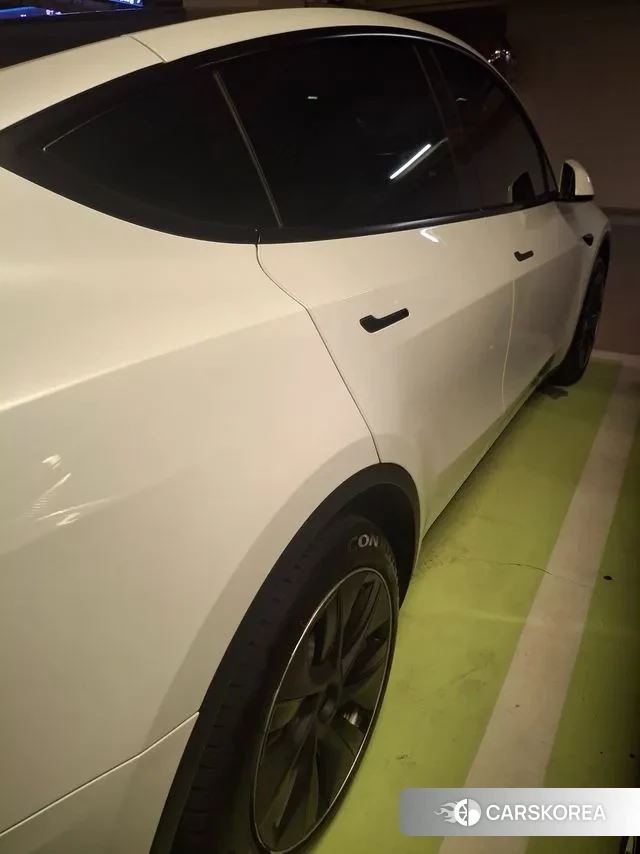 Tesla Model Y 2023 Белый из Кореи, фото 6