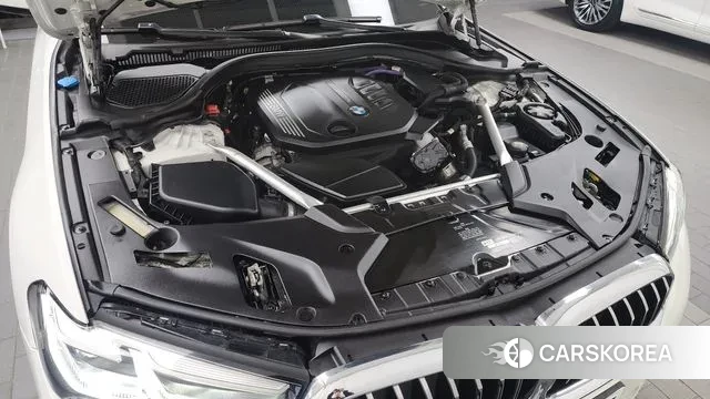 BMW 5 Series (G30) id 3454139 из Кореи 16