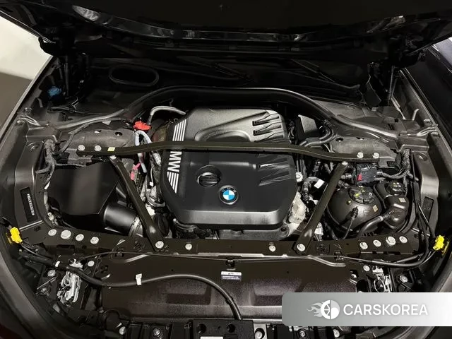 BMW 7 Series (G70) 2025 Черный из Кореи, фото 6