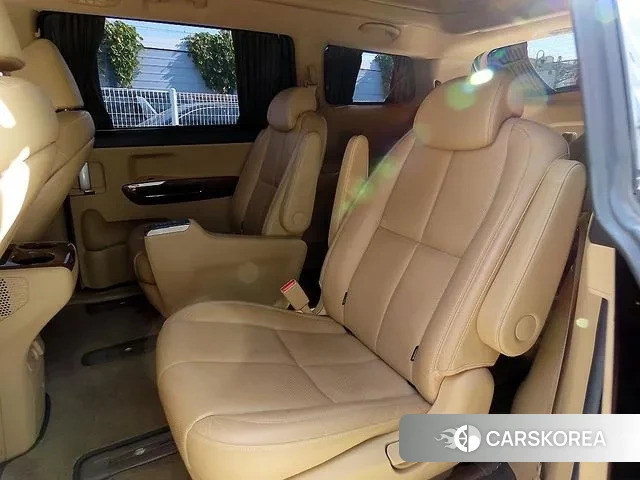 Kia All New Carnival id 3339503 из Кореи 16