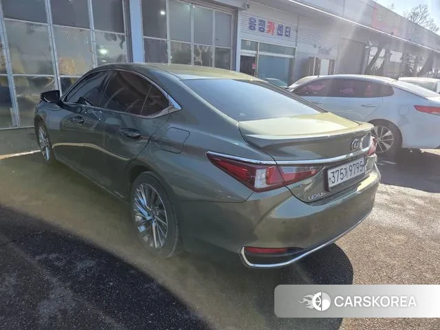 Lexus ES300h 7th generation id 3702632 из Кореи 9