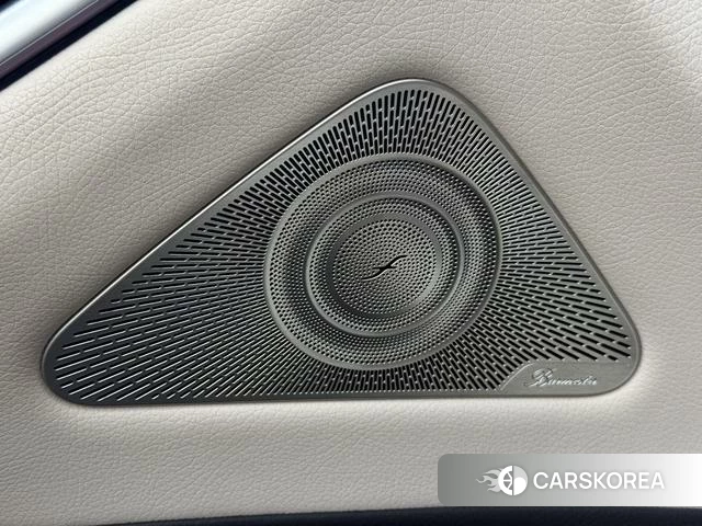 Mercedes-Benz Maybach S-class 2022 Белый из Китая, фото 6