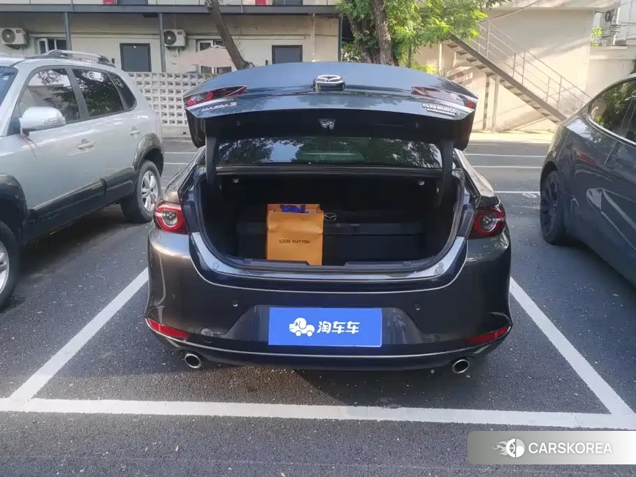 Mazda 3 id 4644433 из Китая 12