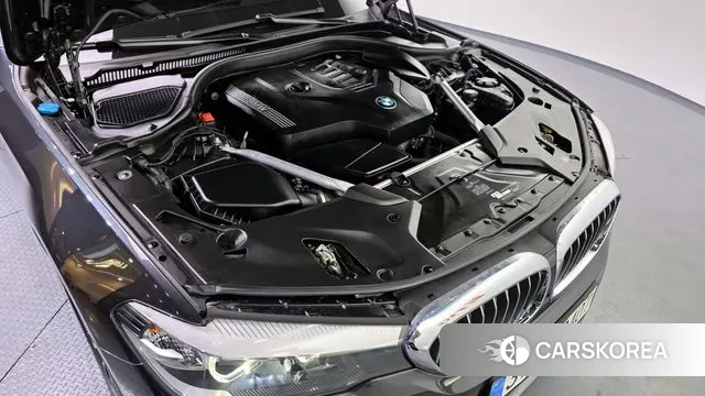 BMW 5 Series (G30) id 3479668 из Кореи 16