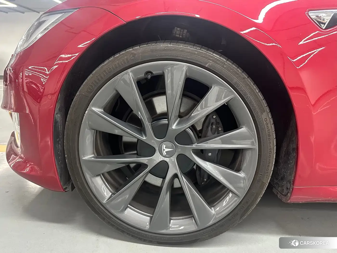 Tesla Model S id 4577725 из Китая 10