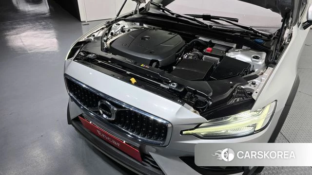 Volvo V60 Cross-Country 2nd Generation id 3844360 из Кореи 16