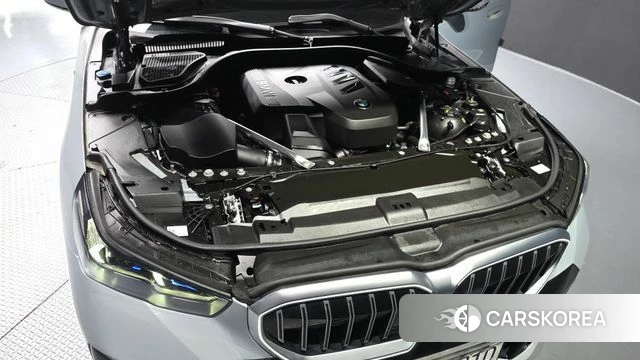 BMW 5 Series (G60) id 3870179 из Кореи 16