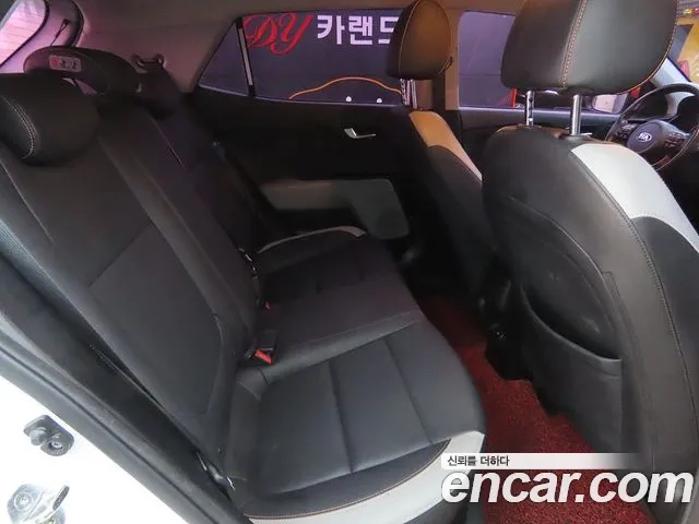 Kia Stonic id 2952271 из Кореи 15