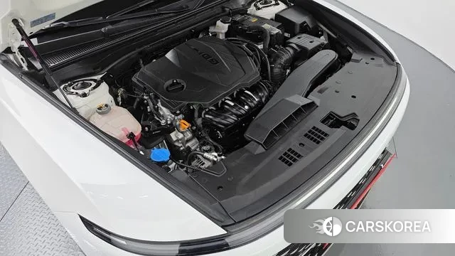 Hyundai Grandeur (GN7) id 3347845 из Кореи 16