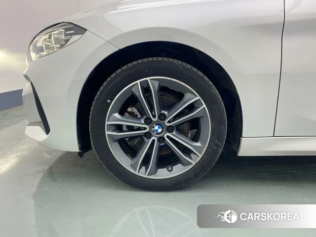BMW 1 series id 4298143 из Китая 26