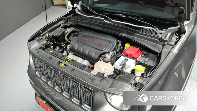 Jeep Renegade id 4317843 из Кореи 16