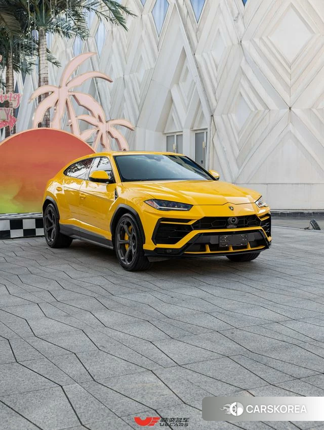 Lamborghini Urus id 4211023 из Китая 17