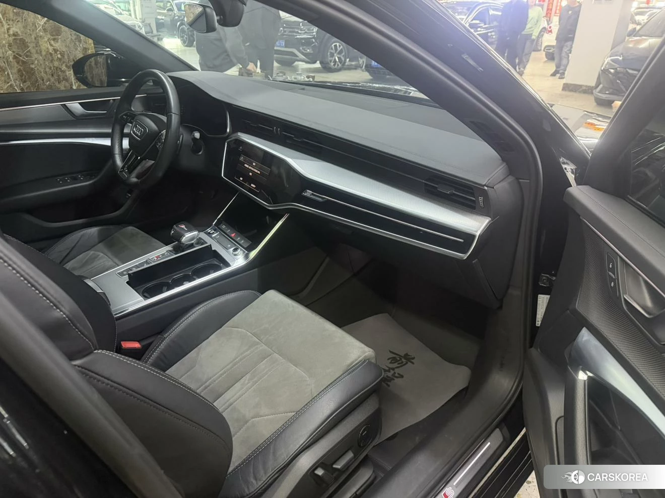 Audi A6L 2020 Черный из Китая, фото 6