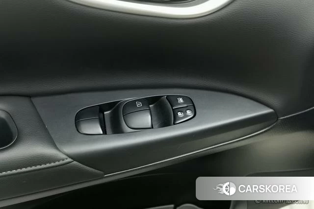 Nissan Xuan Yi id 4273141 из Китая 20