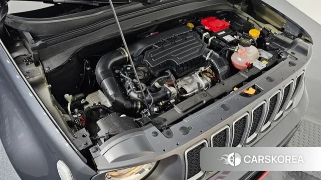 Jeep Renegade id 3262854 из Кореи 16