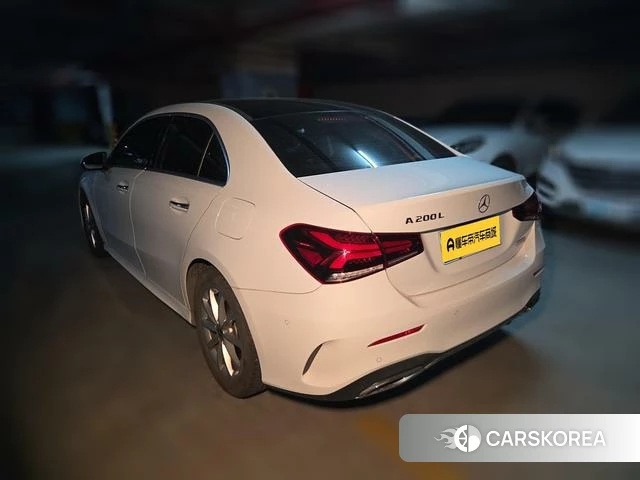 Mercedes-Benz Class A 2022 Белый из Китая, фото 6