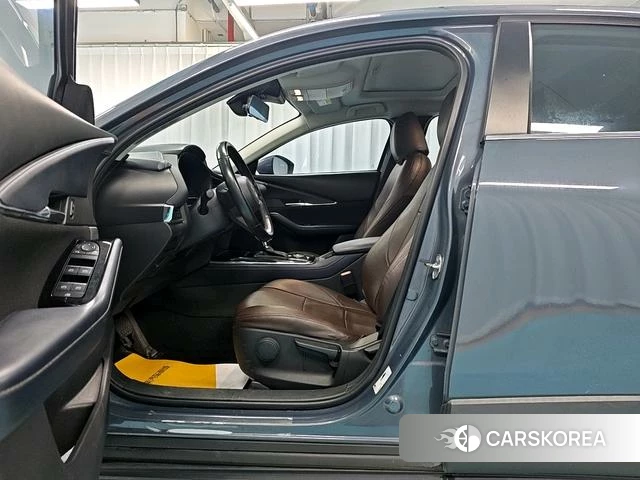 Mazda CX-30 id 4264196 из Китая 16
