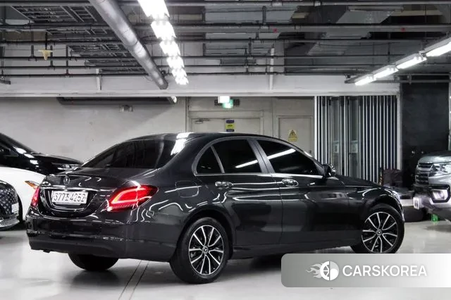 Mercedes-Benz C-Class W205 id 3504801 из Кореи 16