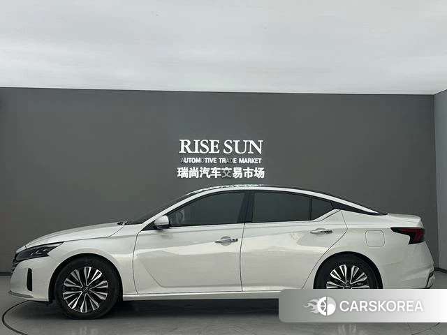 Nissan Teana id 4241471 из Китая 10