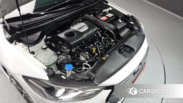 Hyundai Avante AD id 3526285 из Кореи 16