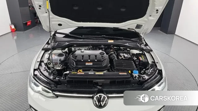 Volkswagen Golf 8th Generation id 2958719 из Кореи 16