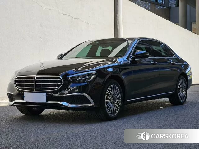 Mercedes-Benz E-class 2022 Черный из Китая, фото 6