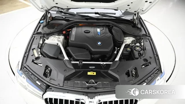 BMW 5 Series (G30) id 3315383 из Кореи 16