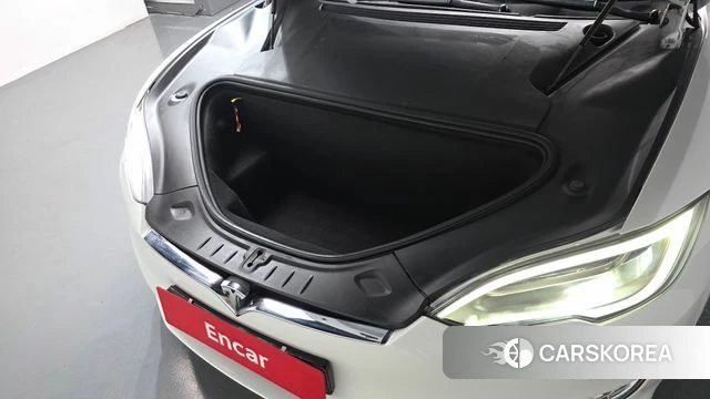 Tesla Model S id 4470985 из Кореи 16