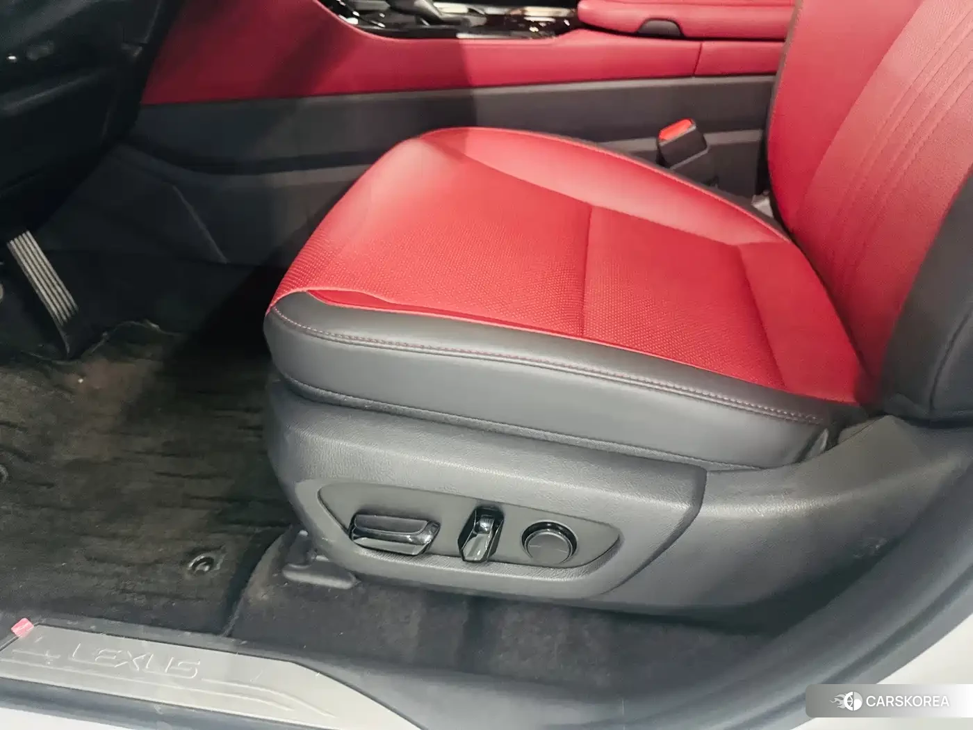Lexus NX id 4659677 из Китая 13