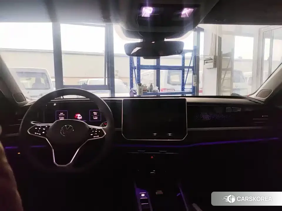 Volkswagen Magotan 2025 Черный из Китая, фото 6