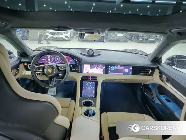 Porsche Taycan id 3685540 из Кореи 16