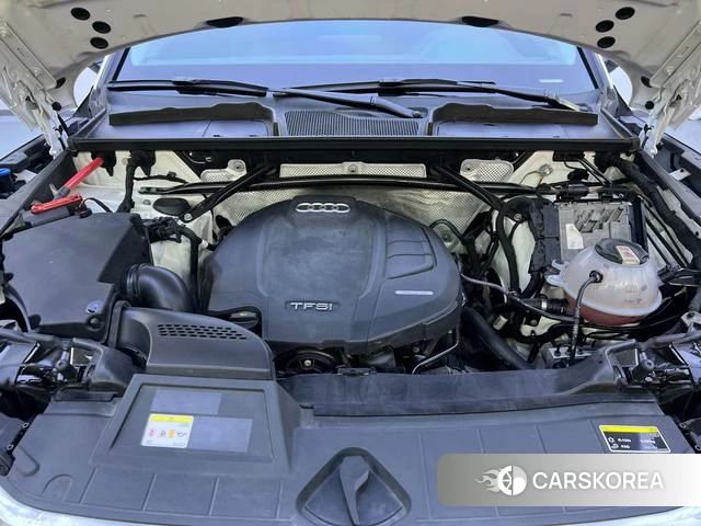 Audi Q5L id 4228521 из Китая 23