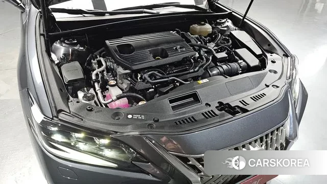 Lexus ES300h 7th generation id 3732530 из Кореи 16