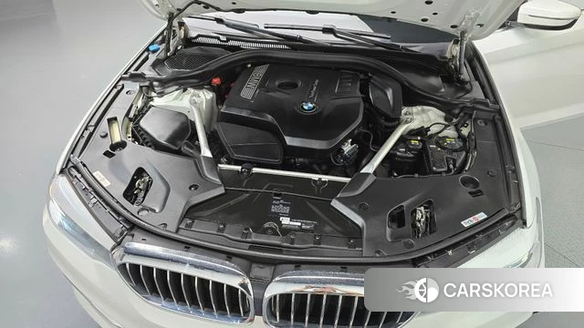 BMW 5 Series (G30) id 4900740 из Кореи 28