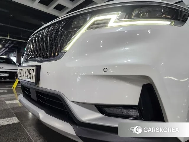 Kia Carnival 4th generation id 3013045 из Кореи 16