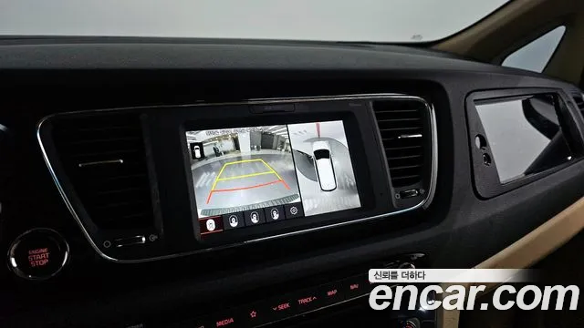 Kia The New Carnival id 2535127 из Кореи 16