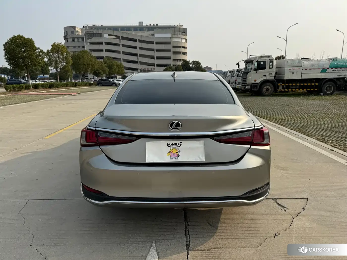 Lexus ES id 4685908 из Китая 12