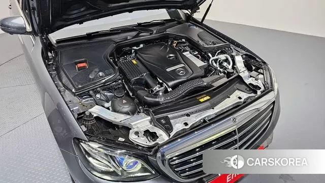 Mercedes-Benz E-Class W213 id 3766608 из Кореи 16