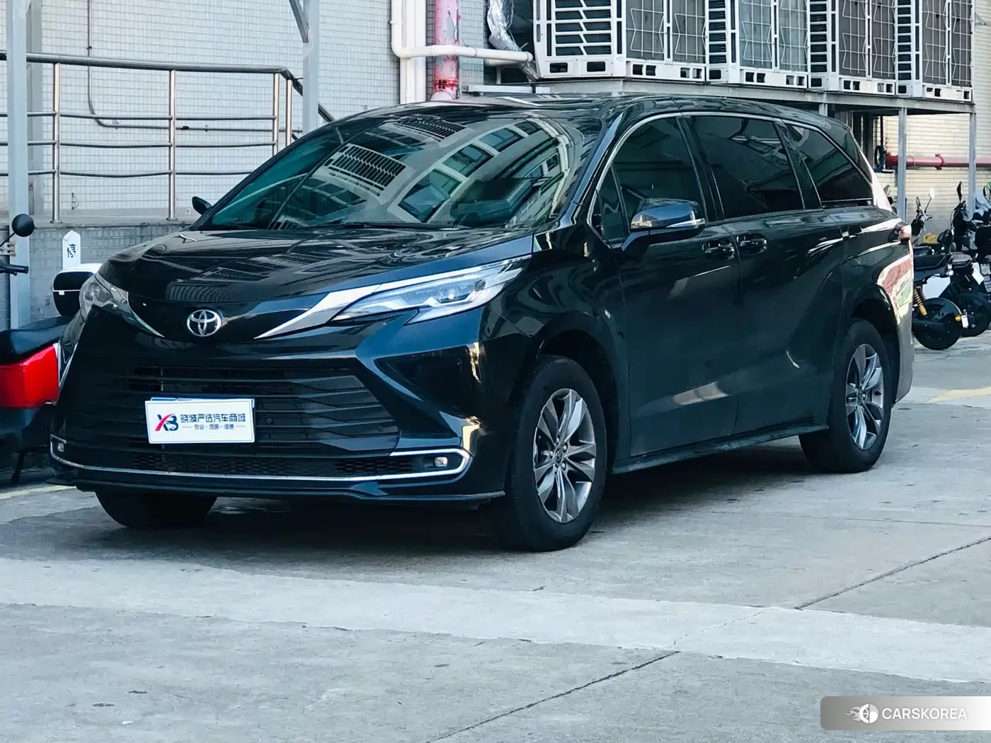 Toyota Sienna id 4538594 из Китая 12