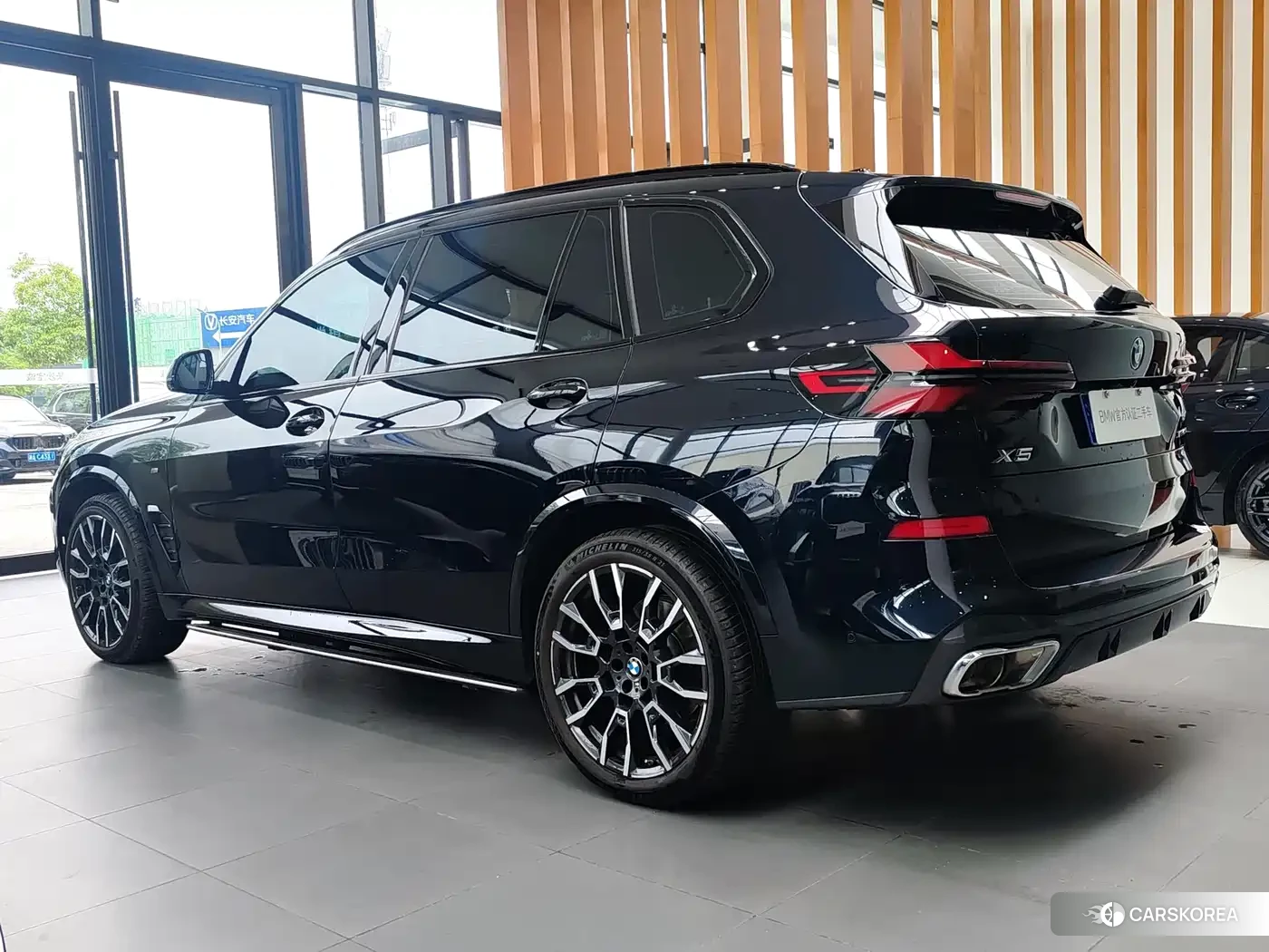 BMW X5 id 4686071 из Китая 13
