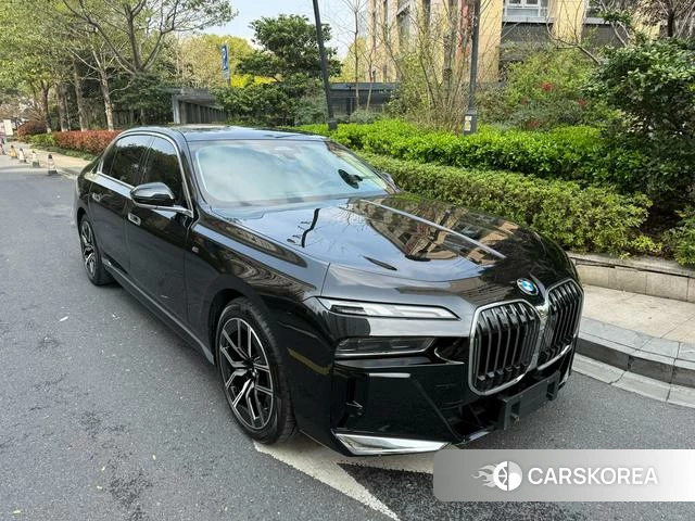 BMW 7 series 2024 Черный из Китая, фото 6