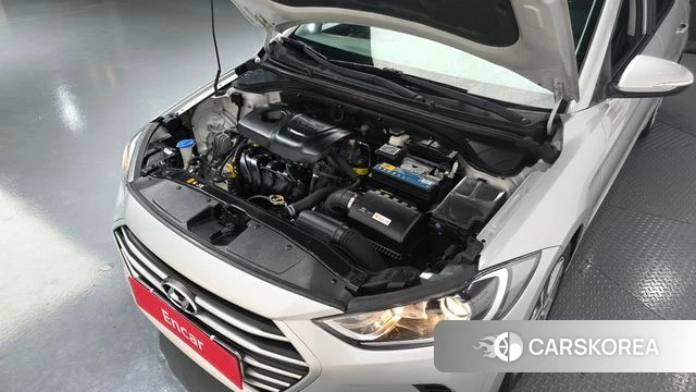 Hyundai Avante AD id 3966601 из Кореи 16