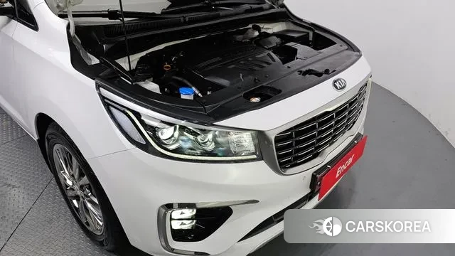 Kia The New Carnival id 2997423 из Кореи 16