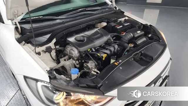 Hyundai Avante AD id 3403221 из Кореи 16