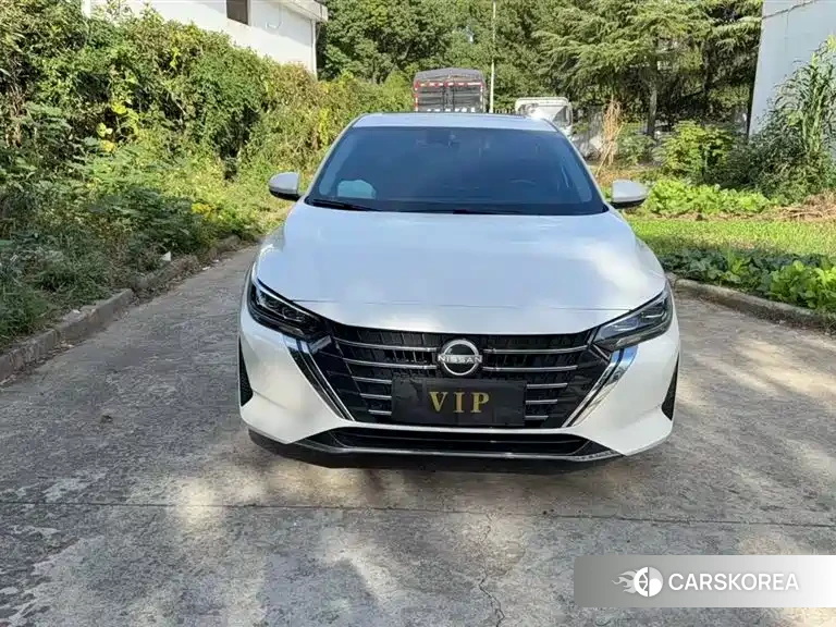 Nissan Sylphy 2023 Белый из Китая, фото 6