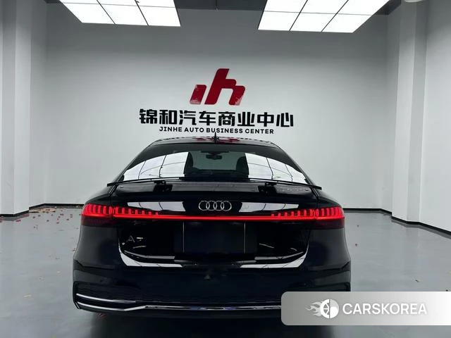 Audi A7 2023 Черный из Китая, фото 6