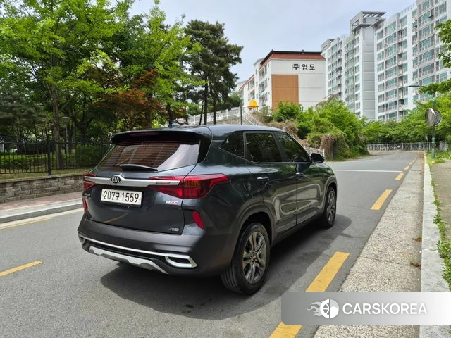 Kia Seltos id 4195985 из Кореи 16